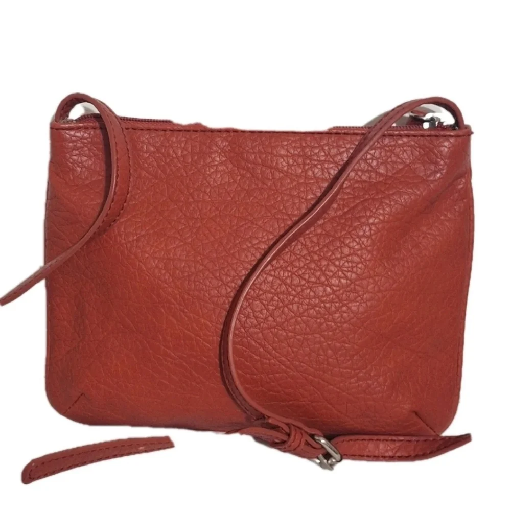 Nine West Small Faux Pebble Leather Crossbody Bag Coral Red Adjustable Strap GUC - Picture 3 of 13